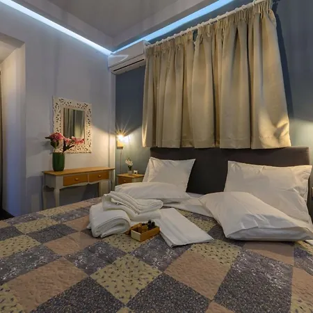 Central Rooms Kalamata