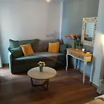 Central Rooms Hotel 2*
