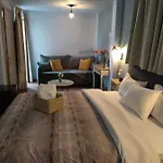 Central Rooms Hotel 2*