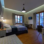 Central Rooms