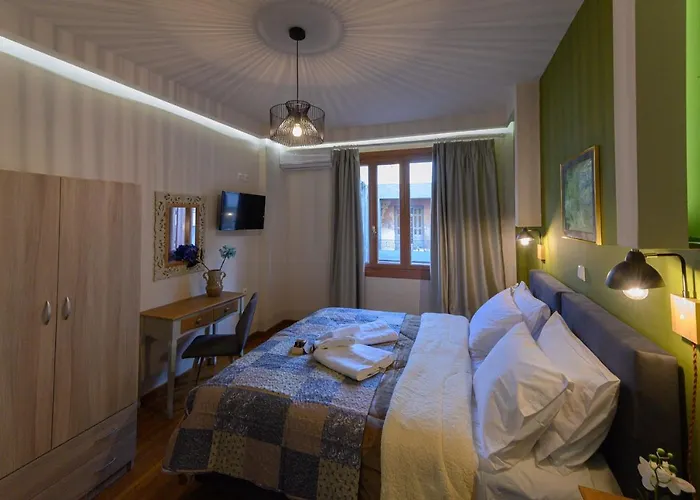 Hotel Central Rooms 2*